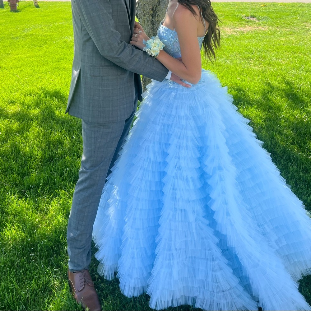 Sherri hill prom dress